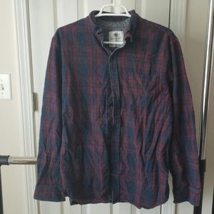 Plaid flannel long sleeve button-up